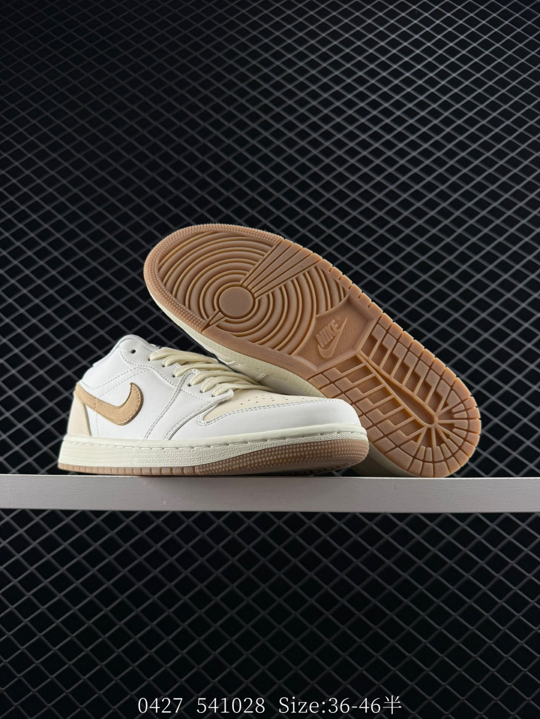 NIKE AIR JORDAN 1 LOW SE AJ1